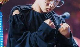 华晨宇女生爆料视频大全,揭秘明星背后的故事